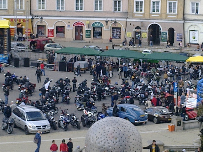 Trafiliśmy akurat na motocyklową imprezę...