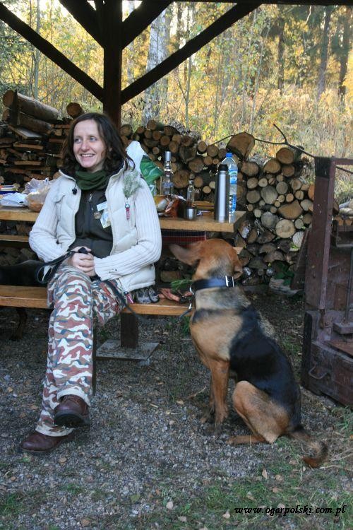 Dziewczyny przy barze.
