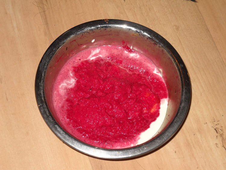 Zmielone warzywka wyglądają jak mózg kosmity. Mmmmm, pychota ;-)