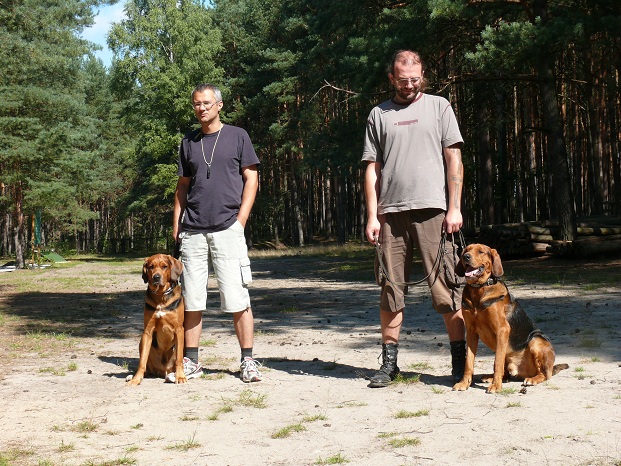 Jakby to powiedzieć - bliźnięta czterojajowe - znaczy Fiord i Karbon. Ilona już je dwa razy pomyliła!