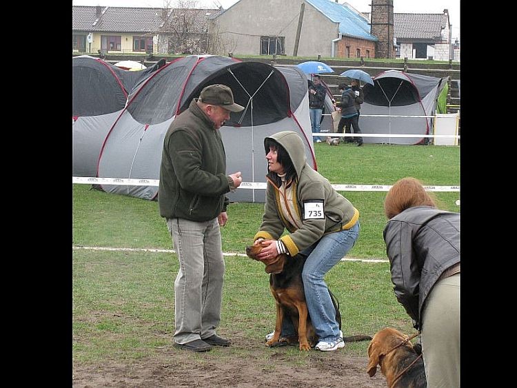 Sprawdzanie ząbków nie tylko u piesków... :)