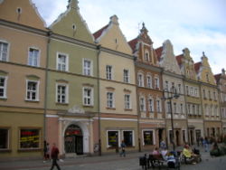 250px-PL_Opole_kamienice.JPG
