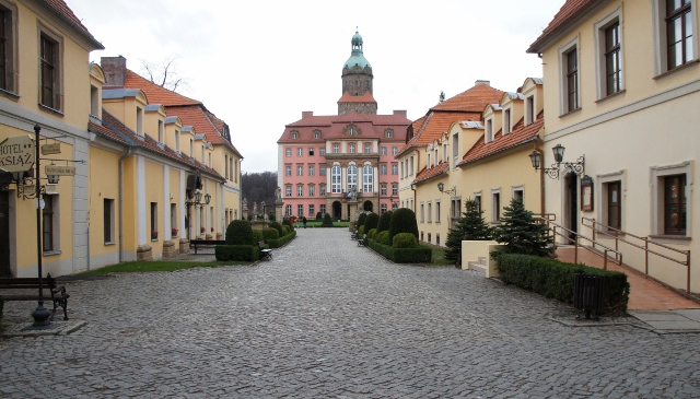 DSC07908 (640x365).jpg