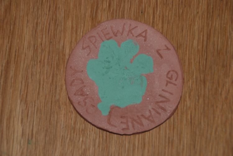 taki dostanę prezent do nowego domku - magnes na lodówę:)