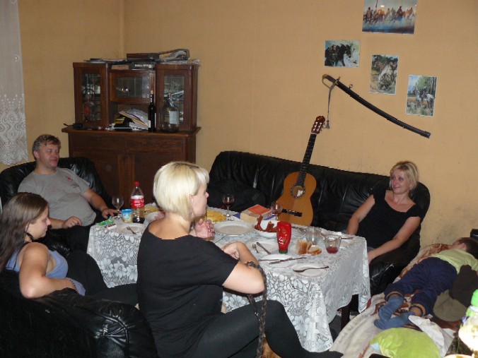 nocą zaczęli my a ranek nas powitał na ucztowaniu w prawdziwie gościnnych progach Sarmackiej Tradycji.jpg