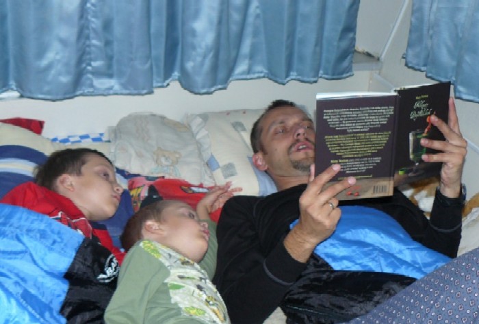 wieczorne czytanie.jpg