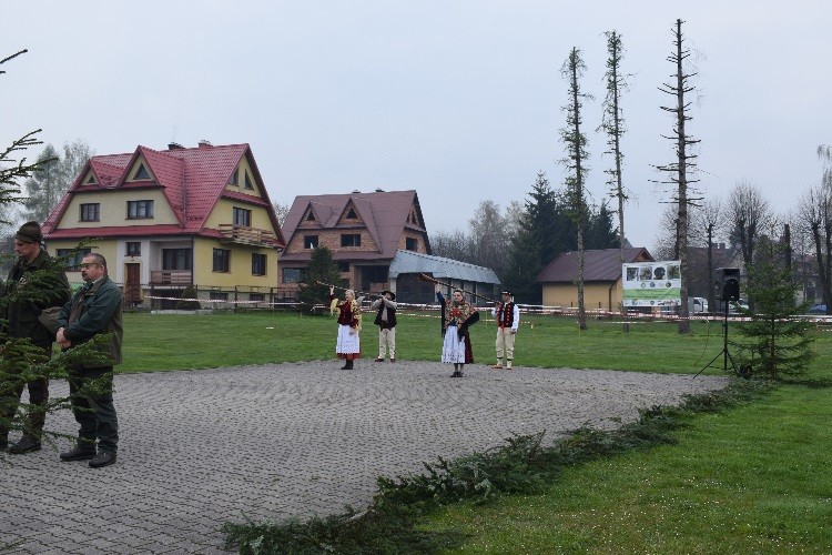 1a rozpoczecie _konkursu_góralska oprawa.jpg