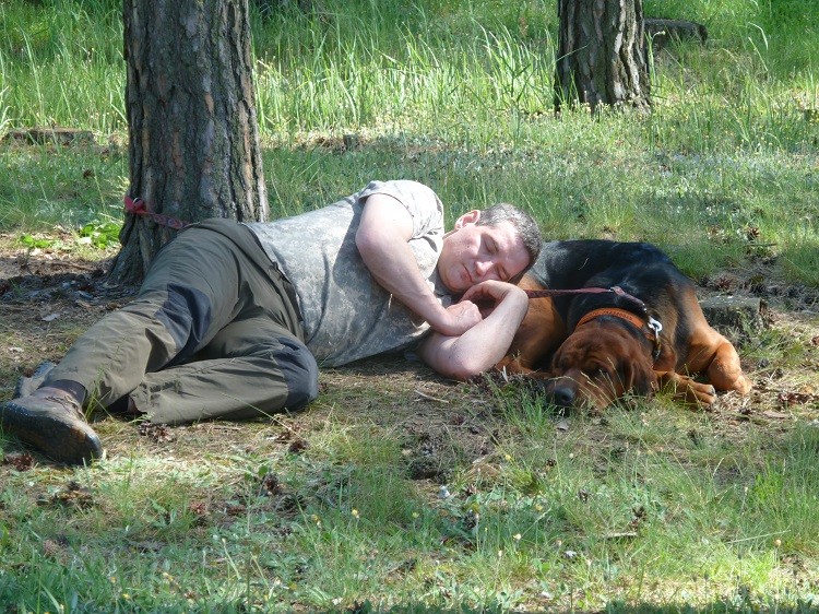 pan czekający na Hanto