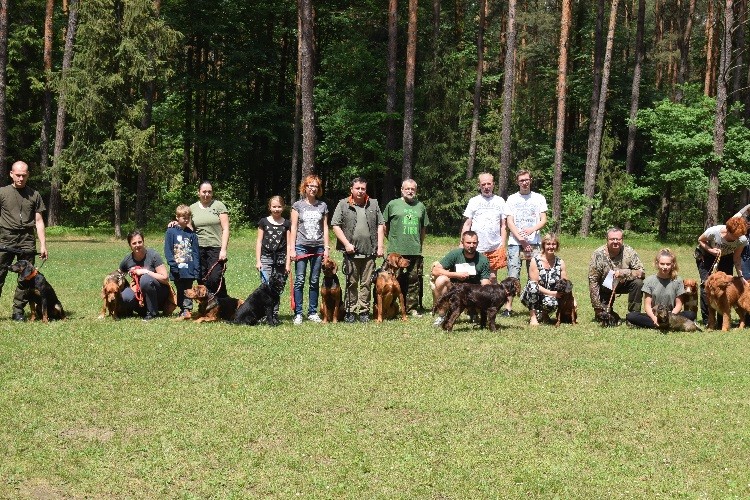 19_PAMIĄTKOWE ZDJĘCIE _KOŃCZĄCE WARSZTATY.jpg