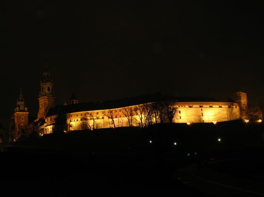 http://www.krakow.come2europe.eu/o_miescie/galerie_zdjec/krakow_noca/