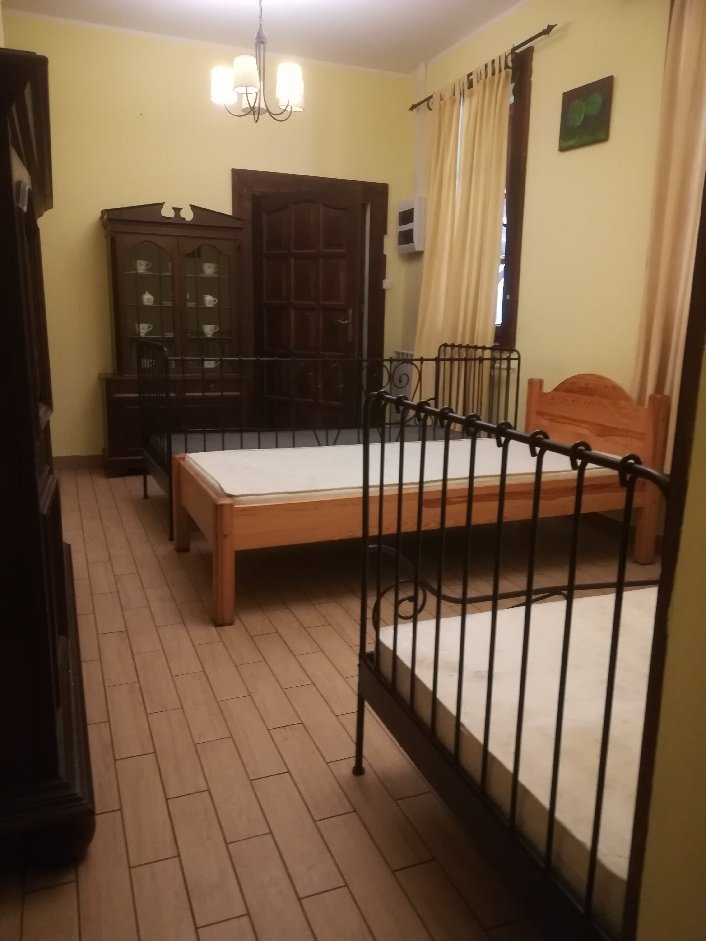 3 połączona z inna 3 wspólną łazienką I.jpeg